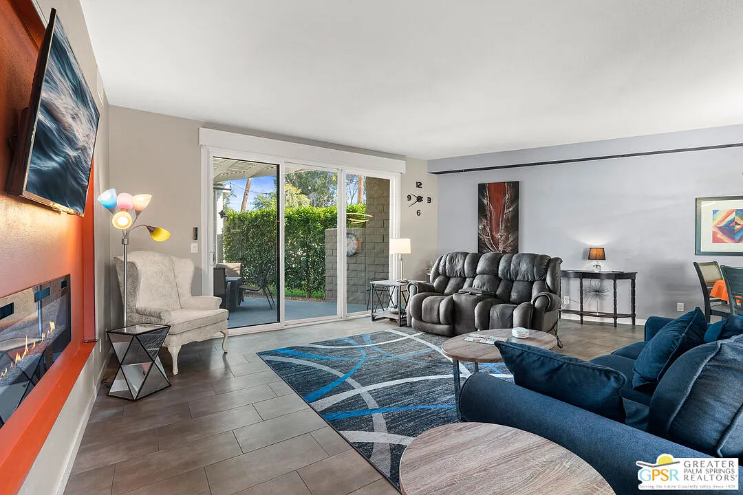 68302 Calle Cordoba — Photo 3
