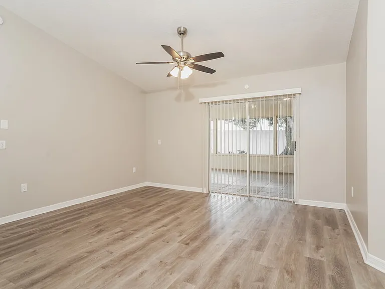7530 Gunstock Dr — Photo 5