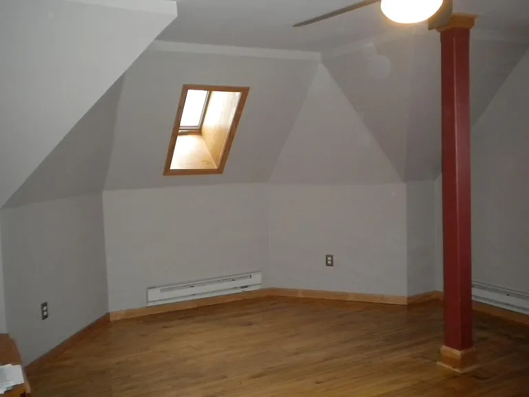 218 Broad St #14 — Photo 5