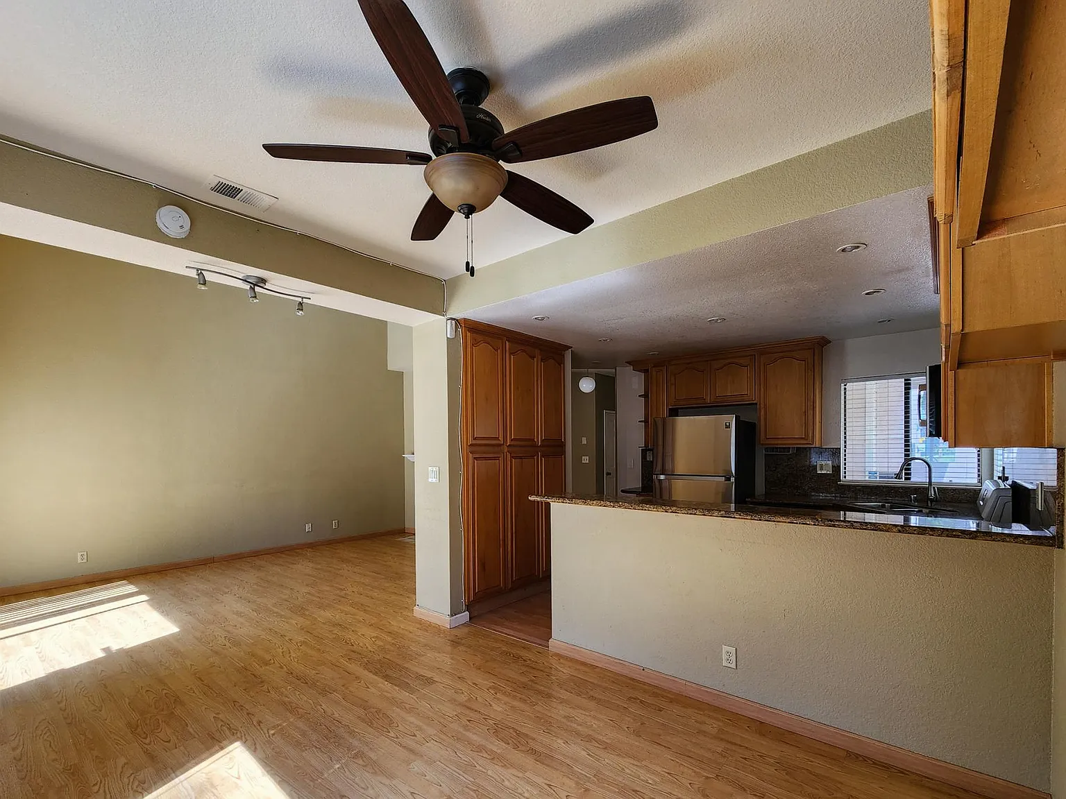5012 Crandallwood Dr — Photo 3