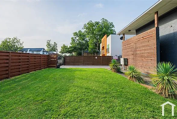 1417 Bennett Ave #A — Photo 6