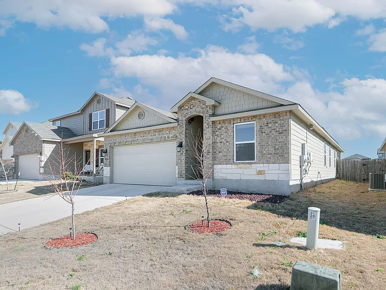 4614 Heathers Cross — Photo 7