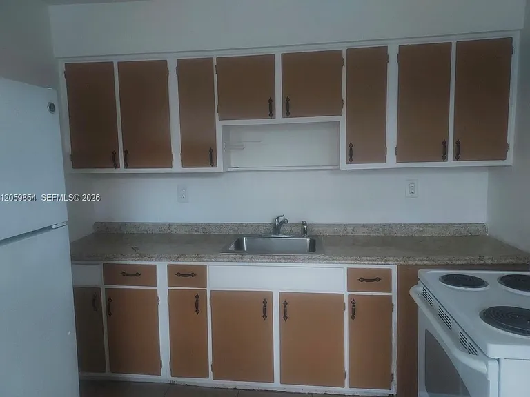 1732 NW 75th St #1732 — Photo 10