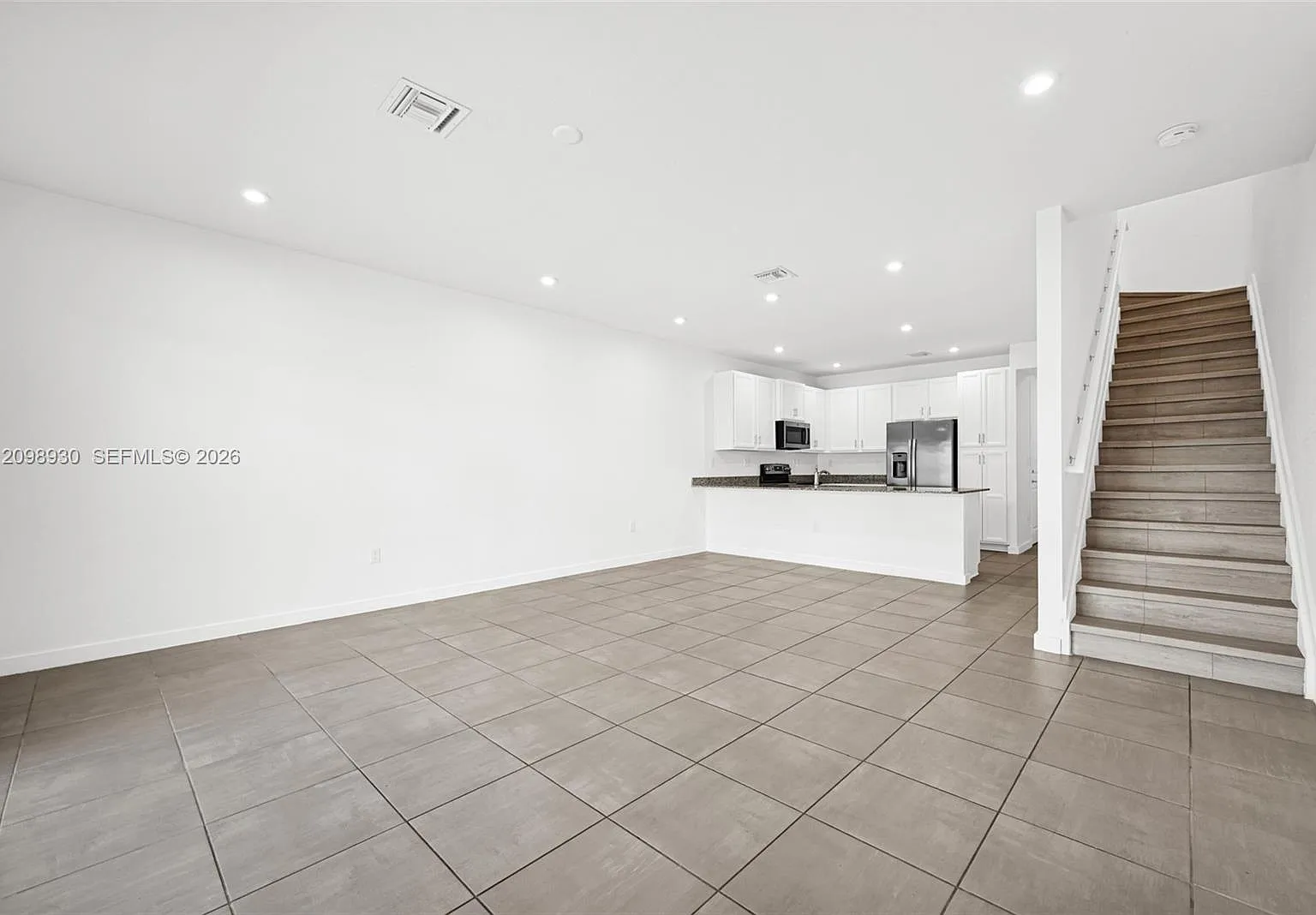 Mc Residential — Photo 3