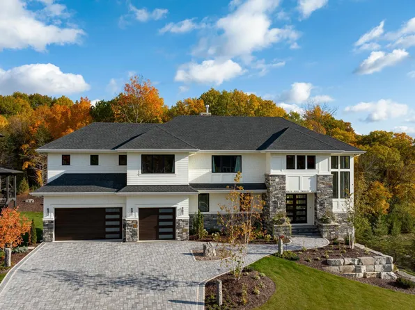 6525 Hawks Pointe Ln, Excelsior, MN 55331