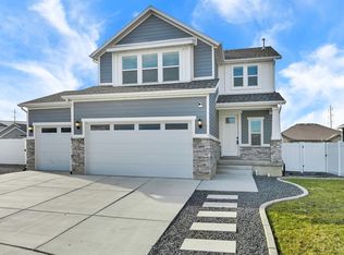 6899 S Cook Dr, Ogden, UT 84405