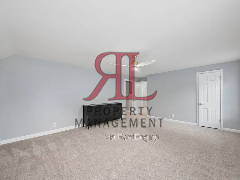 85 Eastmoor Blvd — Photo 36