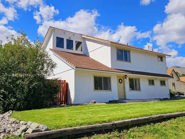 608 Courthouse Dr, Salmon, ID 83467