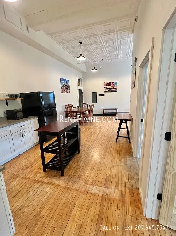 2 bed, $1,800 — Photo 3