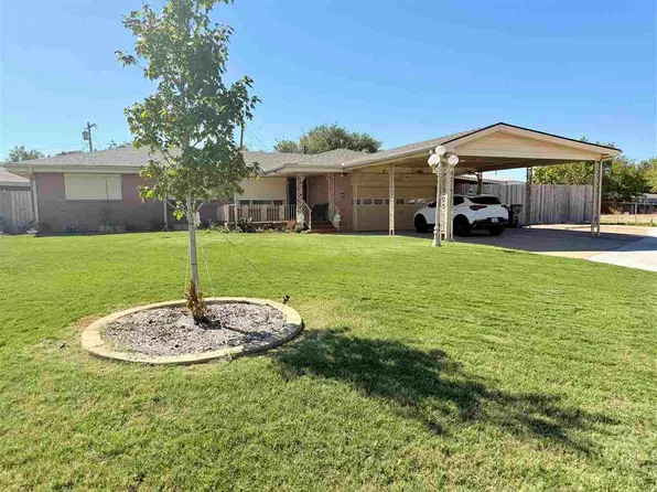 2810 NW Lynn Cir, Lawton, OK 73507