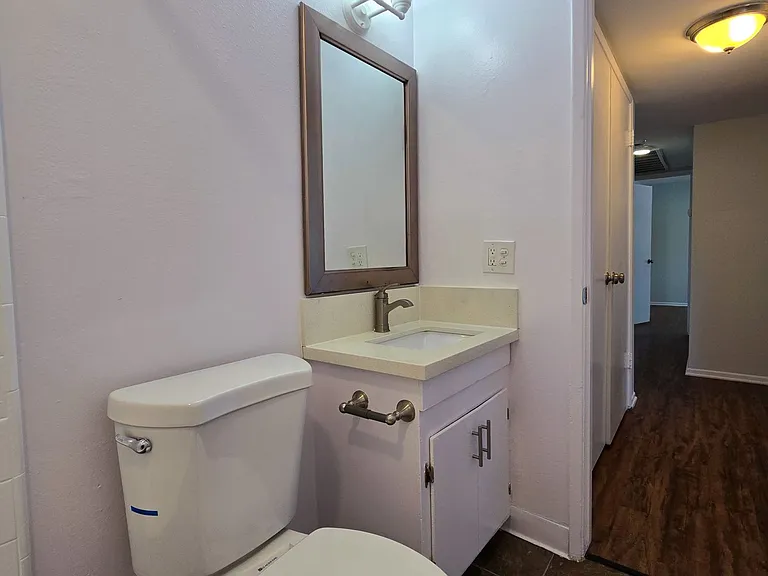 18411 Vincennes Street — Photo 99
