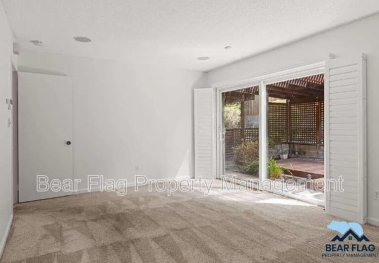 7919 Ridgemont Dr — Photo 43