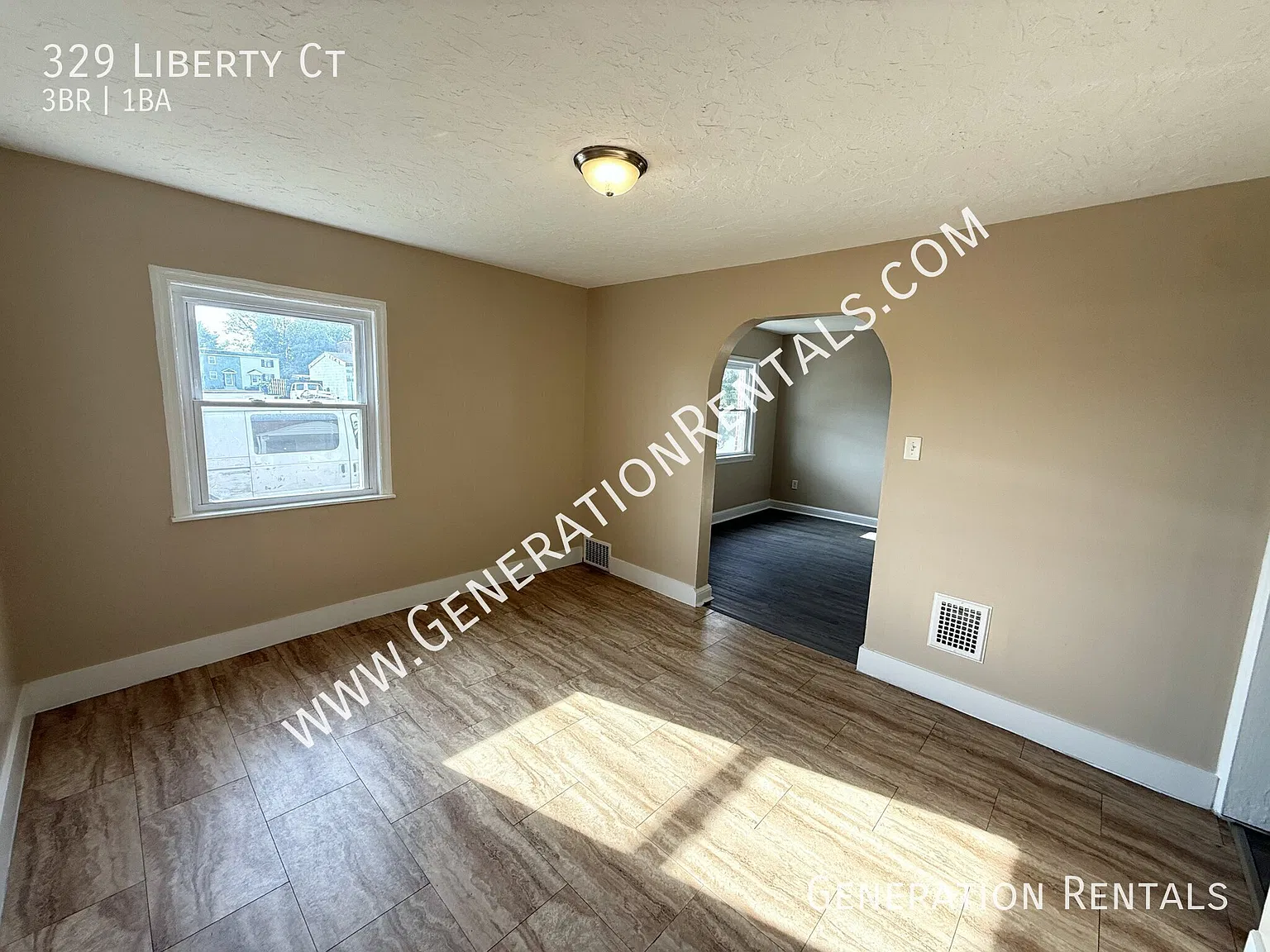 3 bed, 1152 sqft, $1,395 — Photo 4
