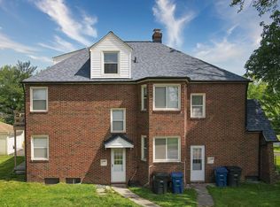 2238 Carabel Ave, Lakewood, OH 44107