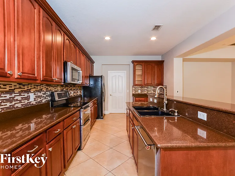1214 Alapaha Ln — Photo 6