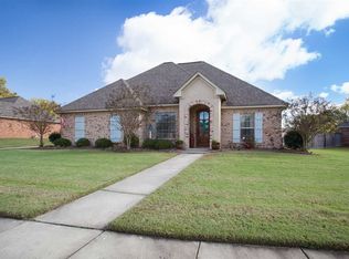 116 Bridge Walk Dr, Canton, MS 39046