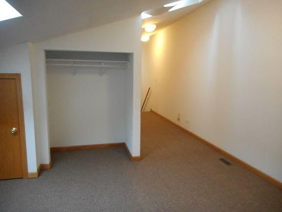5th image of 1940 W Diversey Pkwy APT 3N