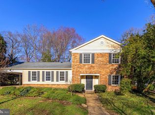 9308 Briarwood Pl, Fairfax, VA 22032