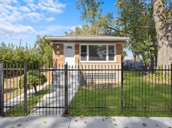 2150 W 73rd St, Chicago, IL 60636