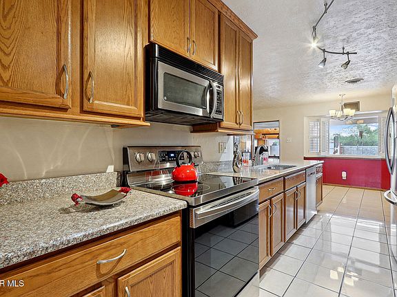 5th image of 8408 Basil Ct