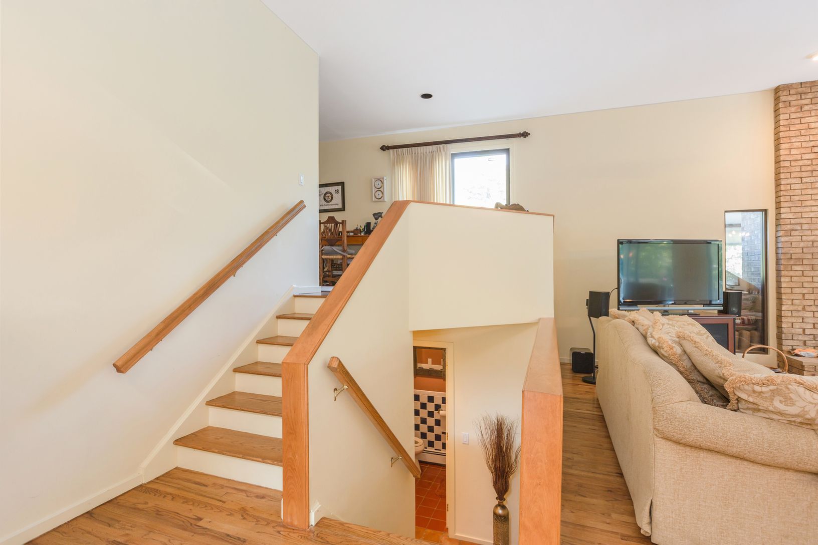  STAIRS TO SECOND FLOOR