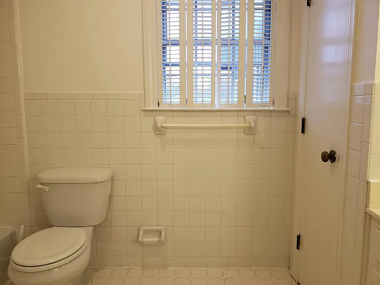 1505 Eastmoreland Ave — Photo 21