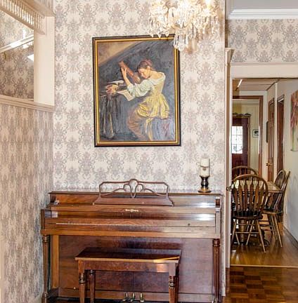 FOYER