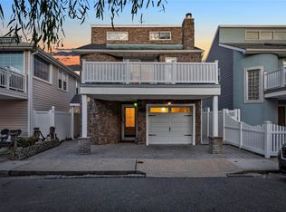 96 Michigan St, Long Beach, NY 11561