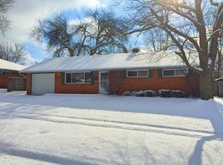 5566 Shady Oak St, Huber Heights, OH 45424