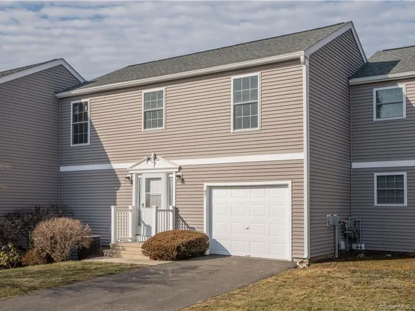 47 Hawthorne Lane #47, Bloomfield, CT 06002