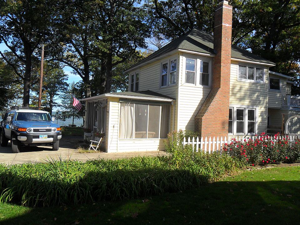 1st image of 223 Elm Ave