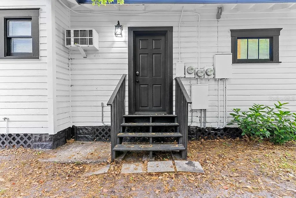 1 bed, 1.0 bath, 404 sqft, $1,800 — Photo 4