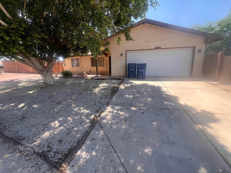 1st image of 2216 E Calle Alegre