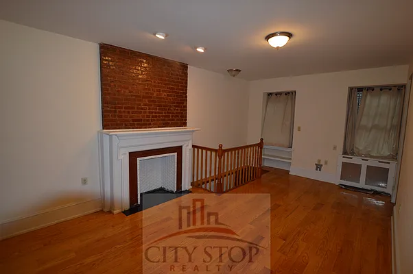Rented by City Stop Realty | media 11