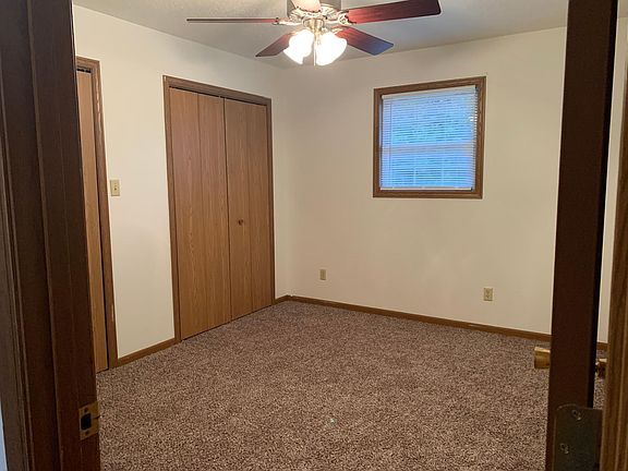 4th image of 500 E College St APT A3