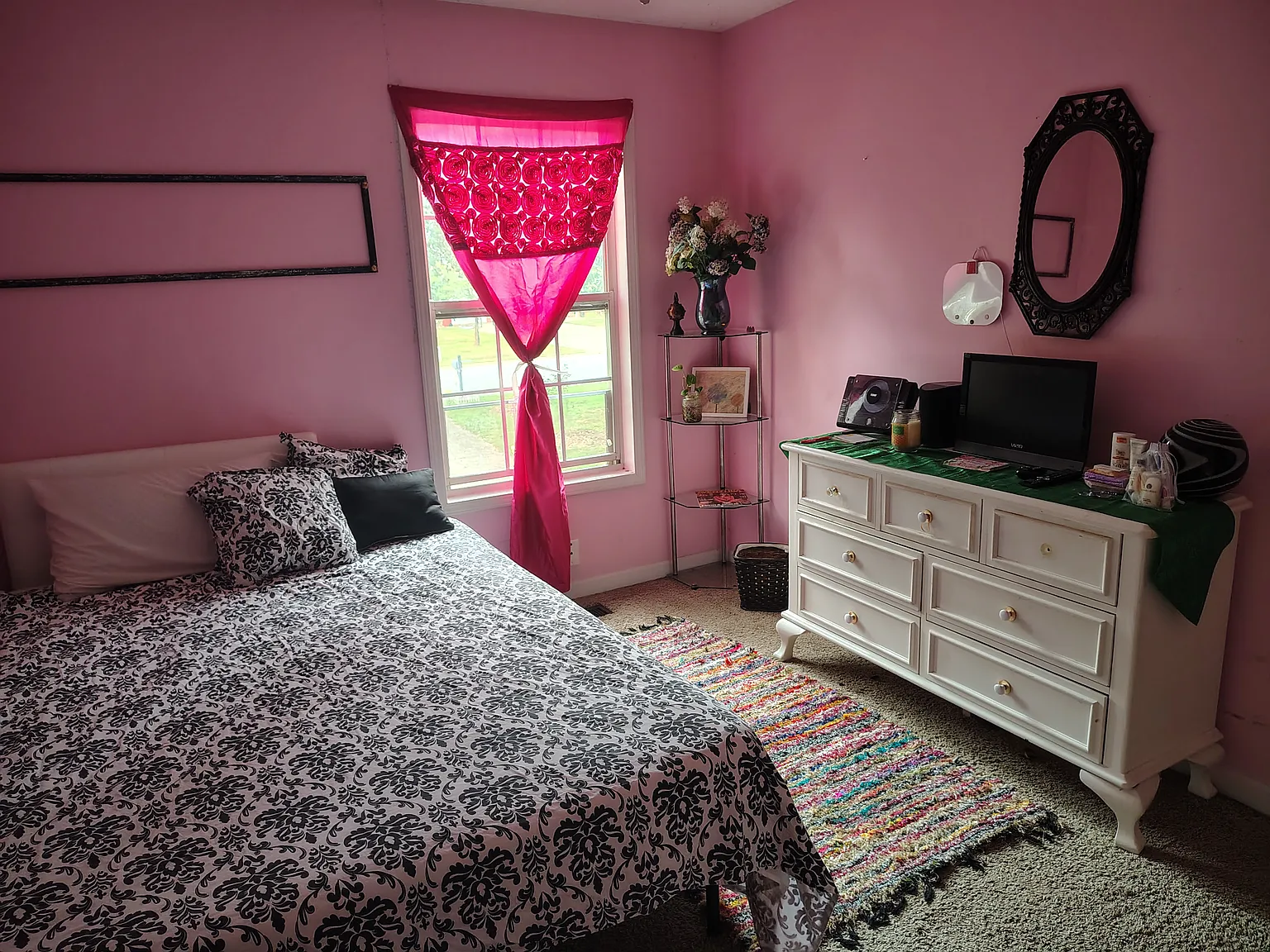 1 bed, 3700 sqft, $800 — Photo 4