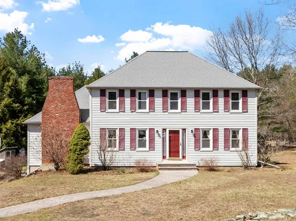 17 Mount Auburn St, Chelmsford, MA 01824