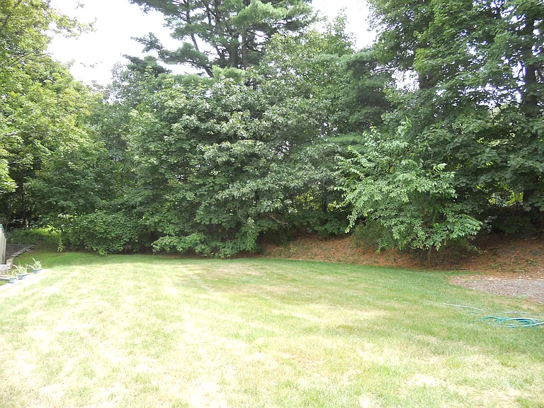 124 Reservoir St — Photo 21