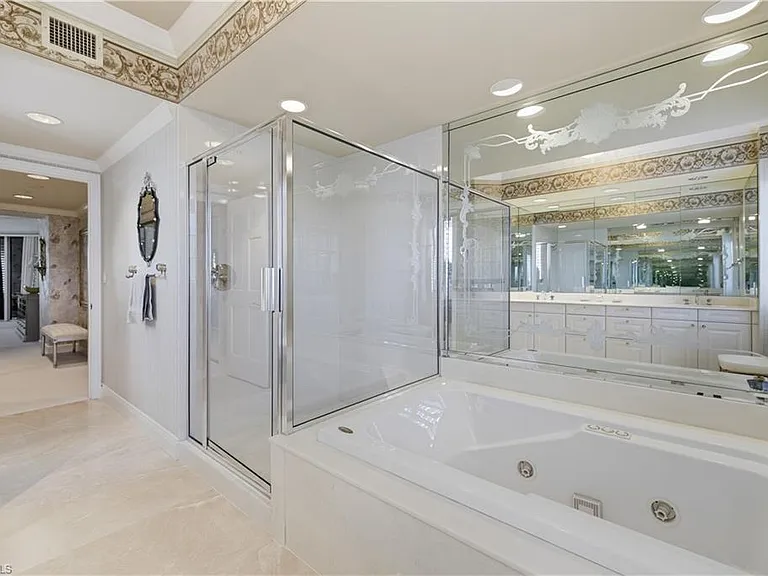 8990 Bay Colony Dr #901 — Photo 20