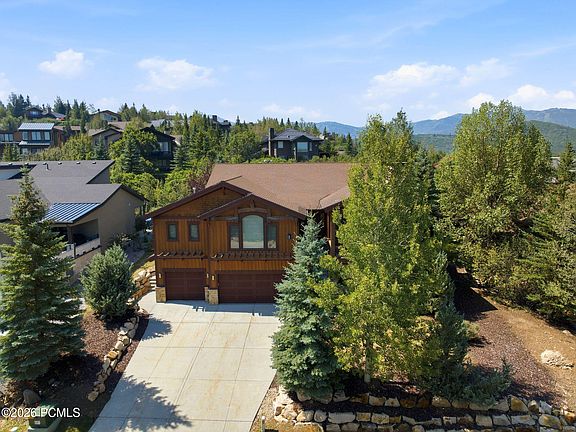 5th image of 35 Hidden Oaks Ln