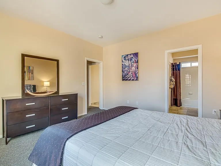 Palmilla Townhomes — Photo 9