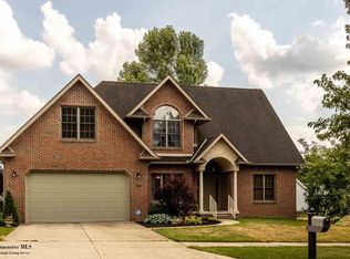 766 Creekside Dr, Lancaster, OH