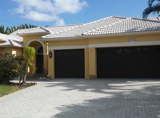 9350 Vedra Pointe Ln, Boca Raton, FL 33496