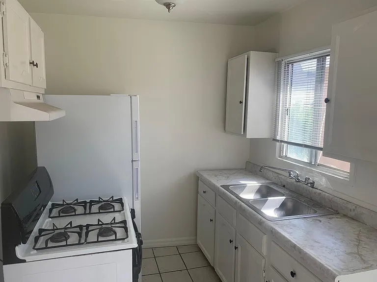 1214 S Orange Grove Ave #1214.50 — Photo 4
