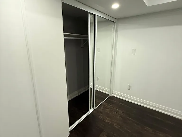 54 Moneypenny Pl — Photo 9
