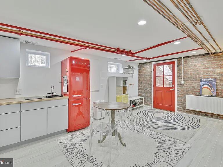 3515 Bradley Ln — Photo 24
