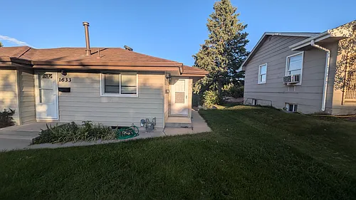 1633 Crook Ave #2 Photo 1