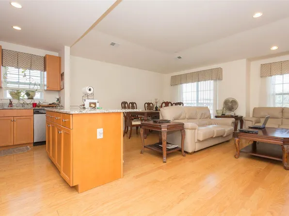 121-10 POWELL COVE BOULEVARD UNIT C, College Point, NY 11356