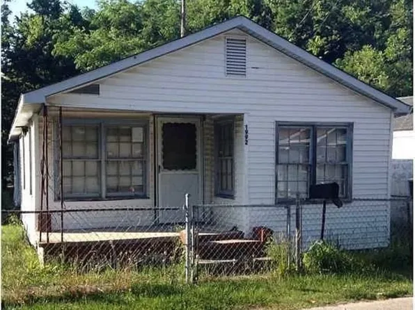 1992 Echo Ave, North Charleston, SC 29405