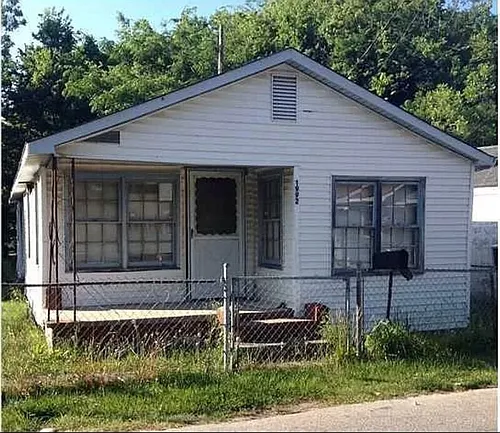 1992 Echo Ave Photo 1